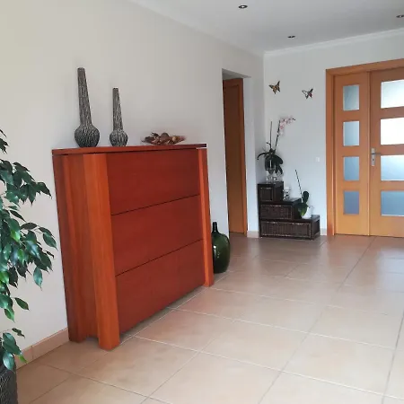 Casa Lusa - Vila Privada Com Piscina Guest house *
