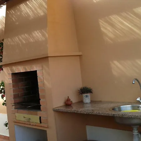 Casa Lusa - Vila Privada Com Piscina 招待所 *