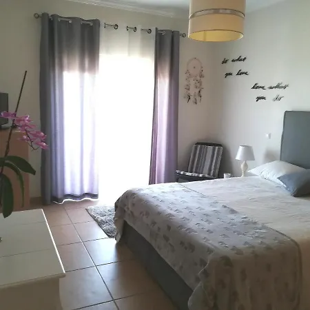 Casa Lusa - Vila Privada Com Piscina * 拉哥斯